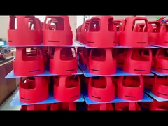 Zastosowalna kolorowa stolica okrągła z wyciągającymi się kółkami - powierzchnia antypoślizgowa